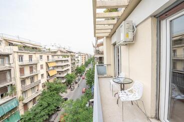 Athens Crown Paradise Apartments