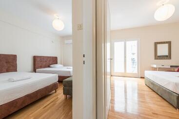 Athens Crown Paradise Apartments