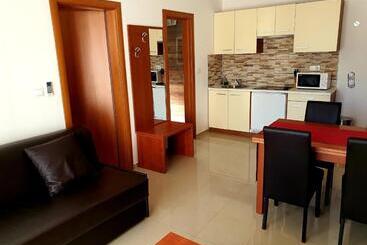 Boutique Hotel Bora & Villas Garamm