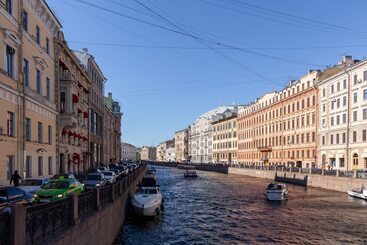 هتل City Of Rivers Near Palace Square