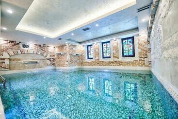Stara čaršija Hotel & Spa