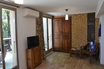 پانسیون Maison De La Vigne