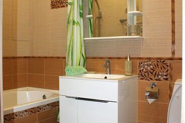 Sacvoyage Apartment On Prospekt Lenina, 6