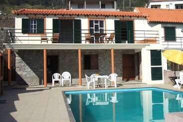Traditional Madeira Cottage   Etc Madeira