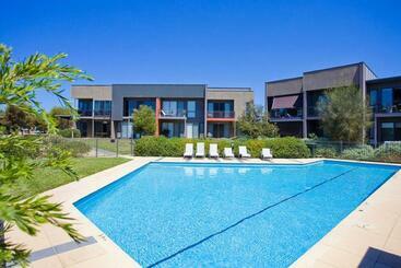 آپارتمان Torquay Golf Retreats   Pool, Beach, Tennis, Golf
