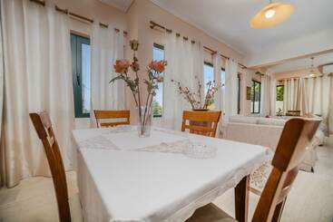 Le Reve Apartment