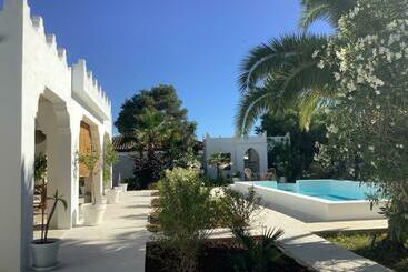 پانسیون Kasbah Andaluz Guest House