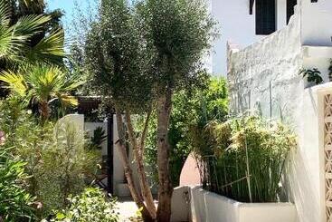 پانسیون Kasbah Andaluz Guest House
