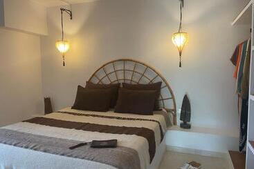 پانسیون Kasbah Andaluz Guest House
