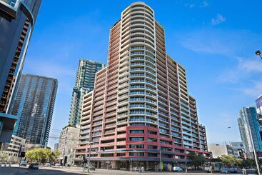 Southbank Tower Apartments