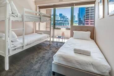 Southbank Tower Apartments