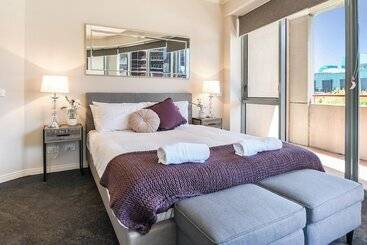 Southbank Tower Apartments