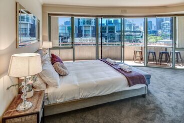 Southbank Tower Apartments