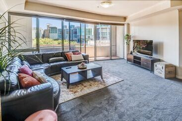 Southbank Tower Apartments