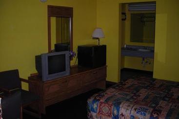 Hollywood Motel