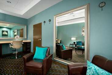 Aviator Hotel & Suites South I 55, Bw Signature Collection