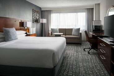 ホテル Bakersfield Marriott At The Convention Center