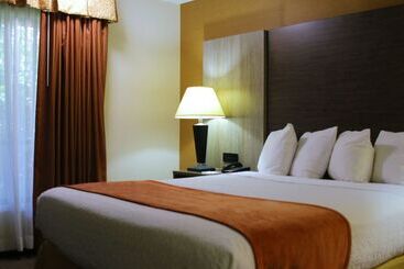هتل Best Western Galleria Inn & Suites