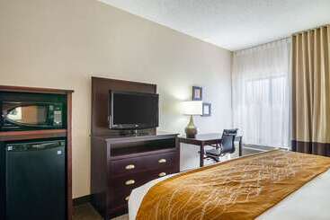 فندق Comfort Inn & Suites