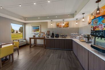 هتل Comfort Inn & Suites Tipp City Dayton North I 75