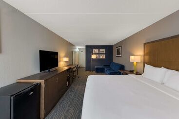 هتل Comfort Inn & Suites Tipp City Dayton North I 75
