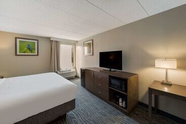 هتل Comfort Inn & Suites Tipp City Dayton North I 75