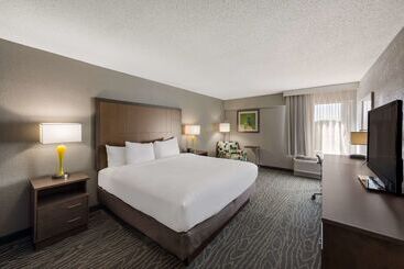 هتل Comfort Inn & Suites Tipp City Dayton North I 75