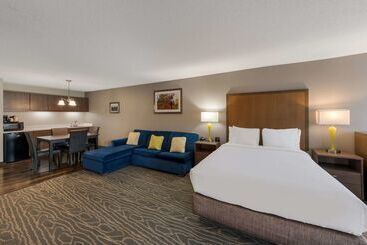 هتل Comfort Inn & Suites Tipp City Dayton North I 75