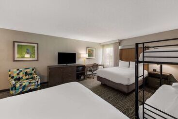 هتل Comfort Inn & Suites Tipp City Dayton North I 75