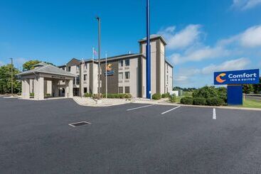 هتل Comfort Inn & Suites Tipp City Dayton North I 75