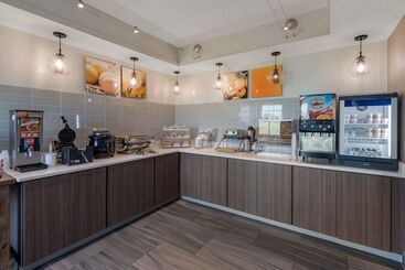 هتل Comfort Inn & Suites Tipp City Dayton North I 75