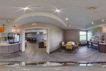 هتل Comfort Inn & Suites Tipp City Dayton North I 75