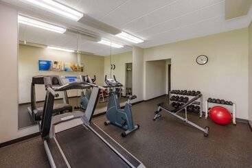 هتل Comfort Inn & Suites Tipp City Dayton North I 75