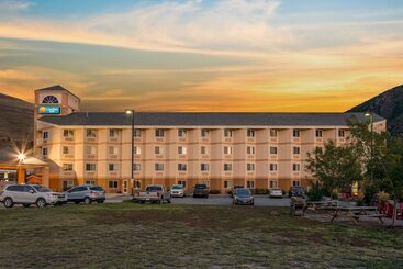 هتل Comfort Inn University