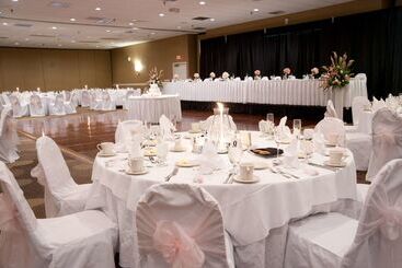 هتل Doubletree By Hilton St. Louis   Westport
