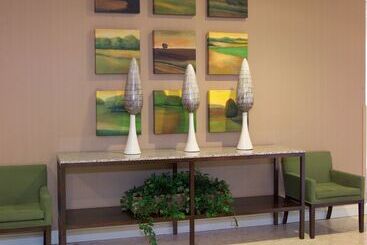 هتل Doubletree By Hilton St. Louis   Westport