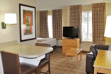 هتل Extended Stay America Suites  Kansas City  Overland Park  Nall Ave