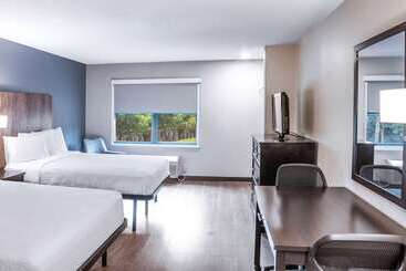 هتل Extended Stay America Suites  Miami  Airport  Doral