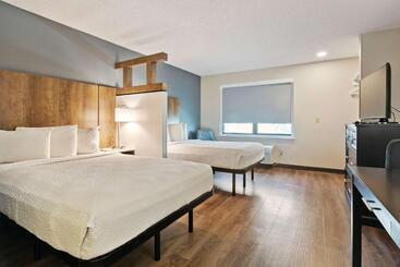 هتل Extended Stay America Suites  Miami  Airport  Doral