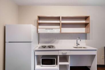هتل Extended Stay America Suites  Miami  Airport  Doral