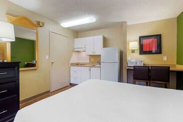هتل Extended Stay America Suites  Phoenix  Scottsdale  Old Town