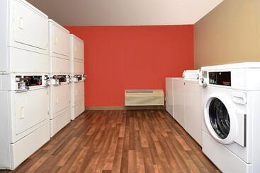 هتل Extended Stay America Suites  San Diego  Fashion Valley