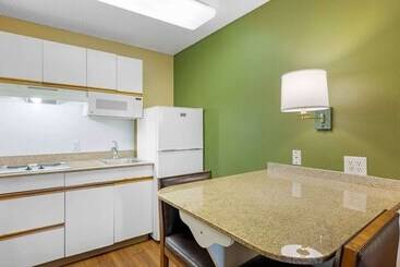 هتل Extended Stay America Suites  San Diego  Fashion Valley