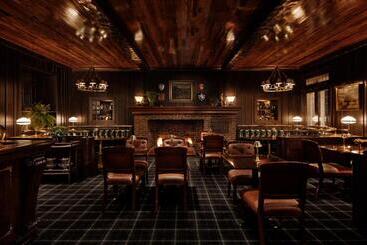 هتل Graduate By Hilton Evanston