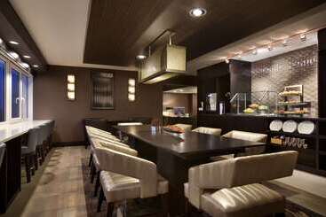 هتل Hilton New York Jfk Airport