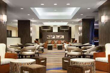 هتل Hilton New York Jfk Airport