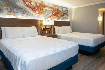 هتل Holiday Inn   Executive Center Columbia Mall, An Ihg