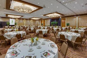هتل Holiday Inn   Executive Center Columbia Mall, An Ihg