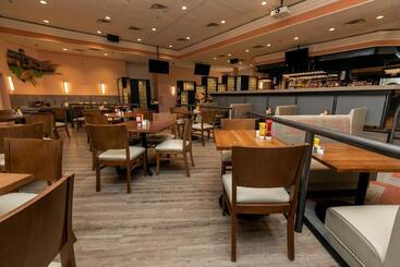 هتل Holiday Inn   Executive Center Columbia Mall, An Ihg
