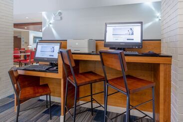 هتل Holiday Inn Express & Suites Chicago Midway Airport, An Ihg